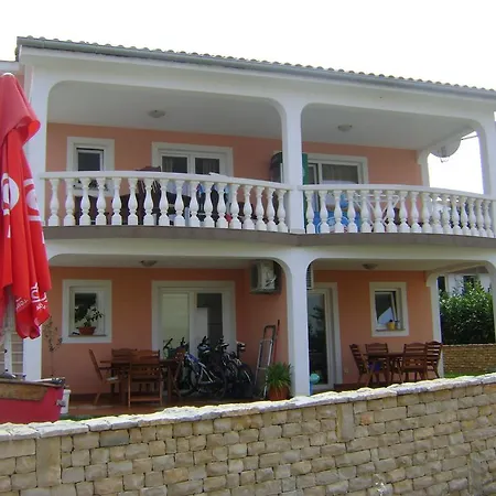 Apartments Krajacic Malinska Exterior photo