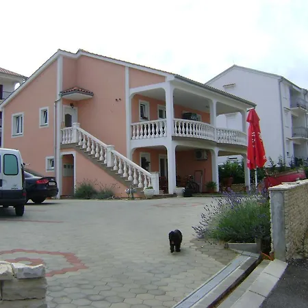 Apartments Krajacic Malinska Exterior photo