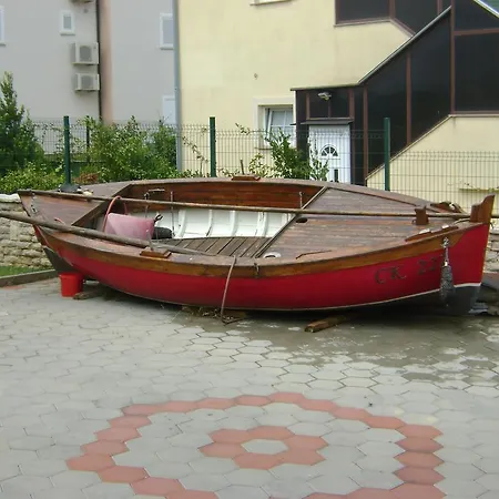 Apartments Krajacic Malinska Exterior photo